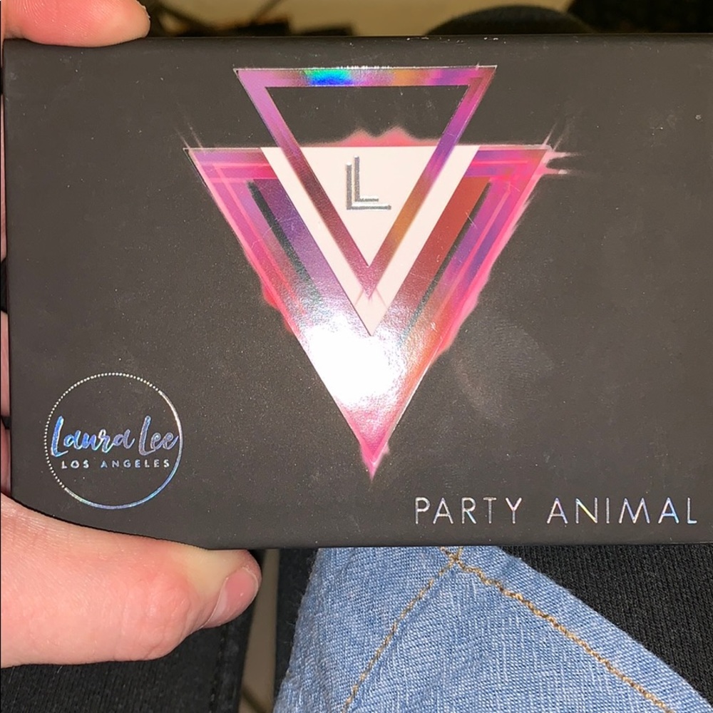 Party animal eyeshadow palette!